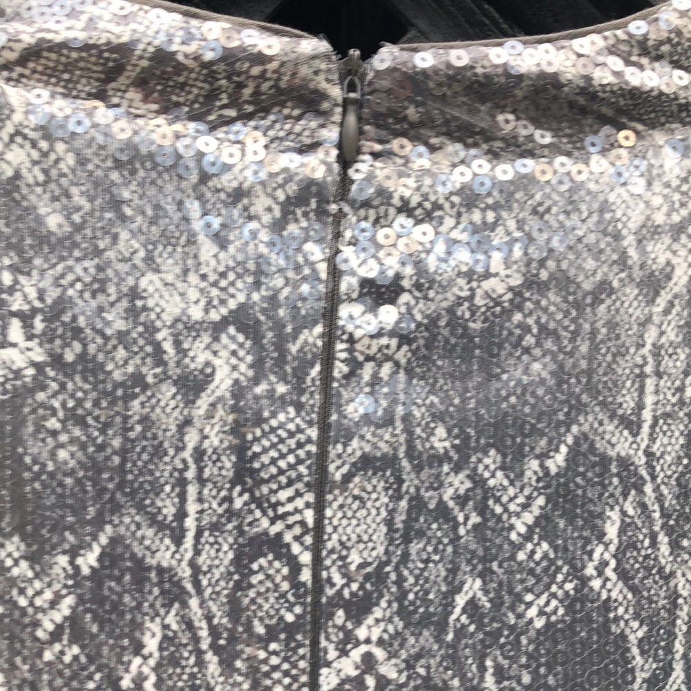 NWT Chico’s Mock Neck Sequin Python Print Top Siz… - image 12